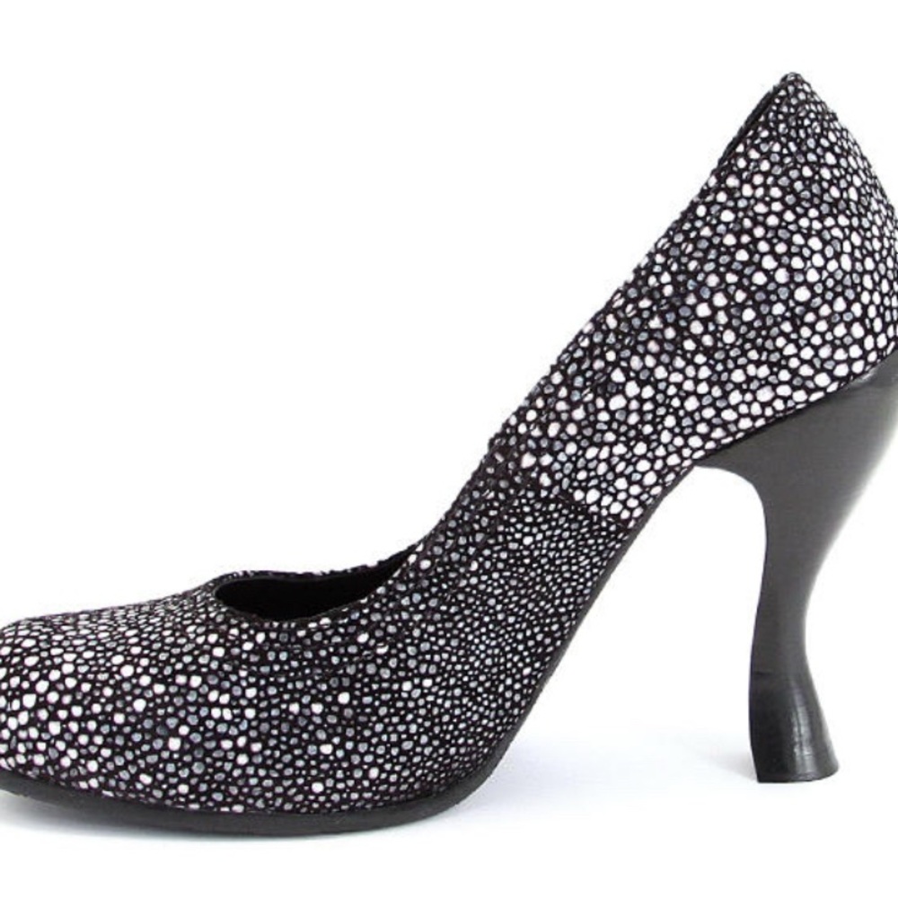 NWT Fluevog Paris Devil Fish Sea Storm Heels